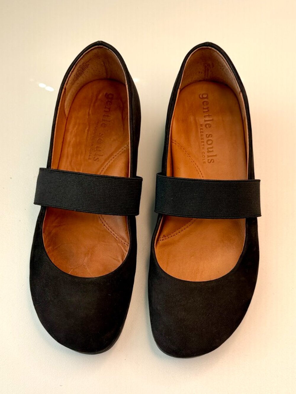 Gentle Souls~Aria by Kenneth Cole ~Black Suede Mary Jane ~Wedge 6.5